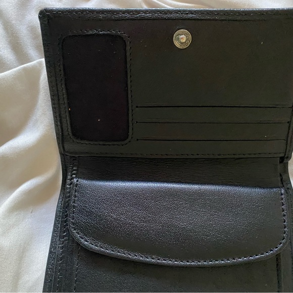 Black leather wallet - Picture 2 of 5